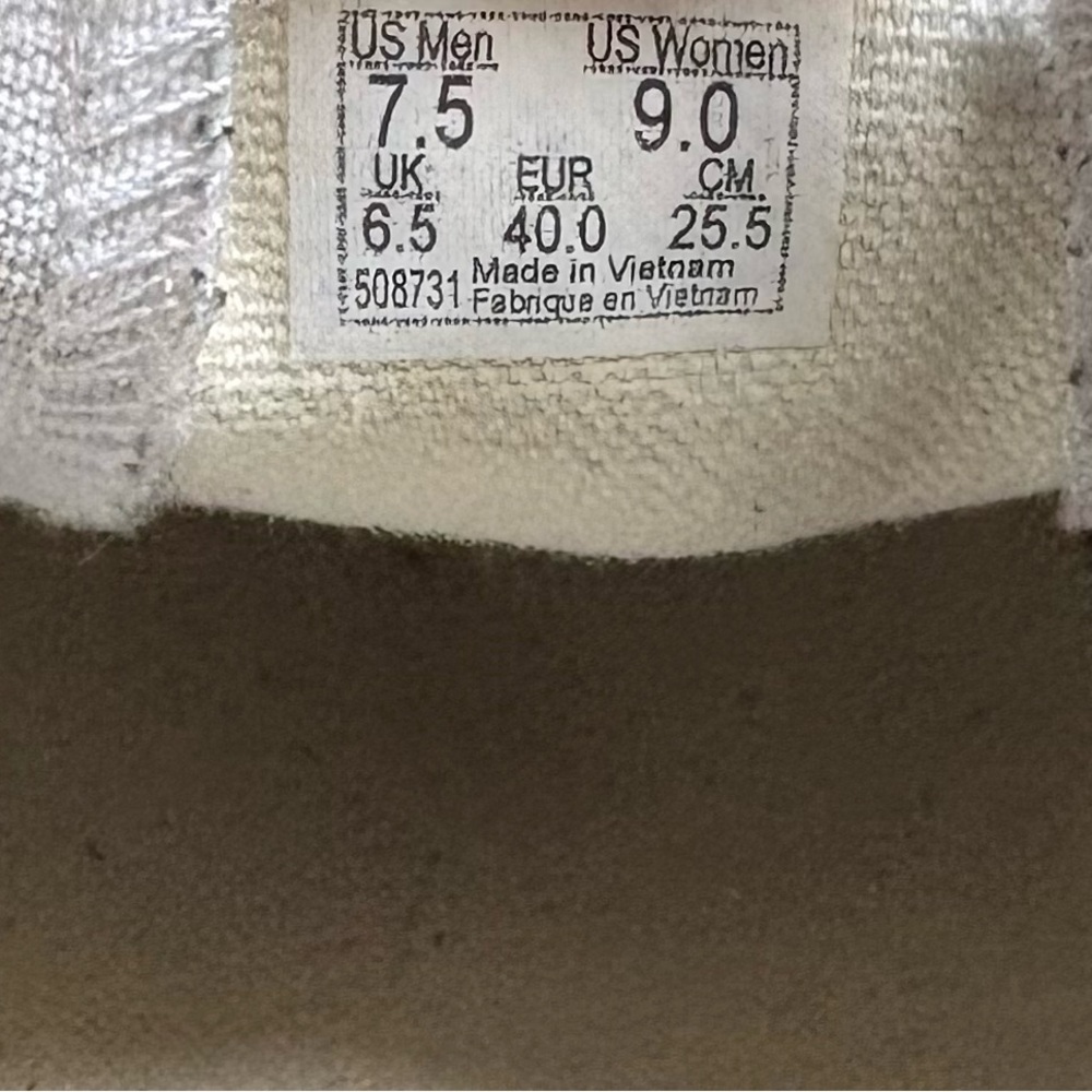 Vans Trippy Women’s Classic Slip On Shoes Size 9 - Picture 7 of 7
